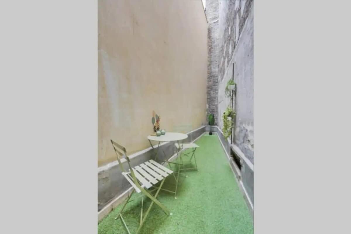Le Marais Pl De La Bastille 3bd 3bth For 10 Guests Apartment