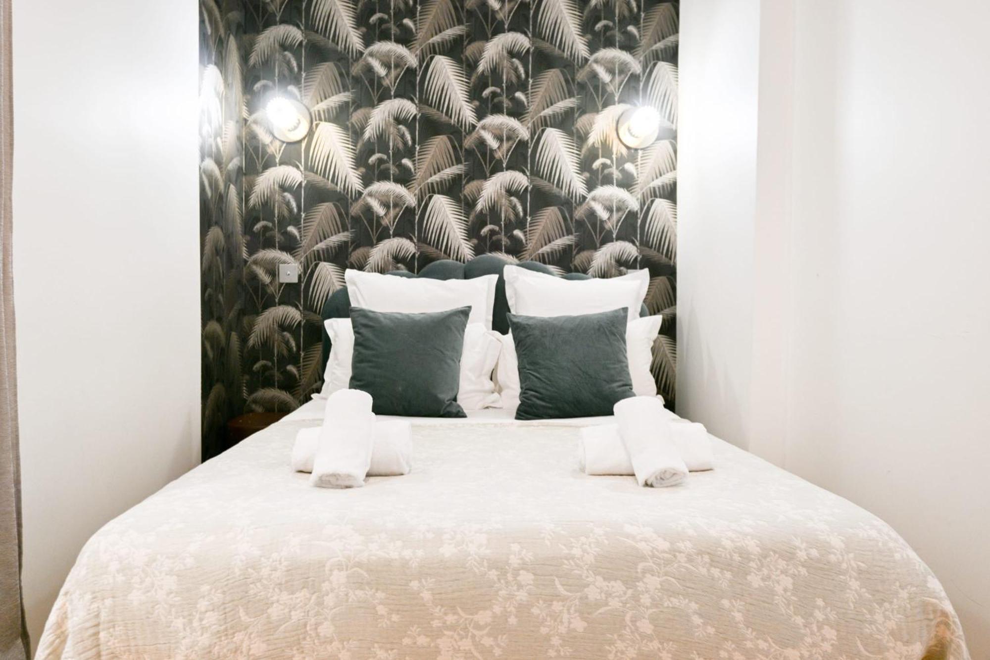 Le Marais Pl De La Bastille 3bd 3bth For 10 Guests * Paris