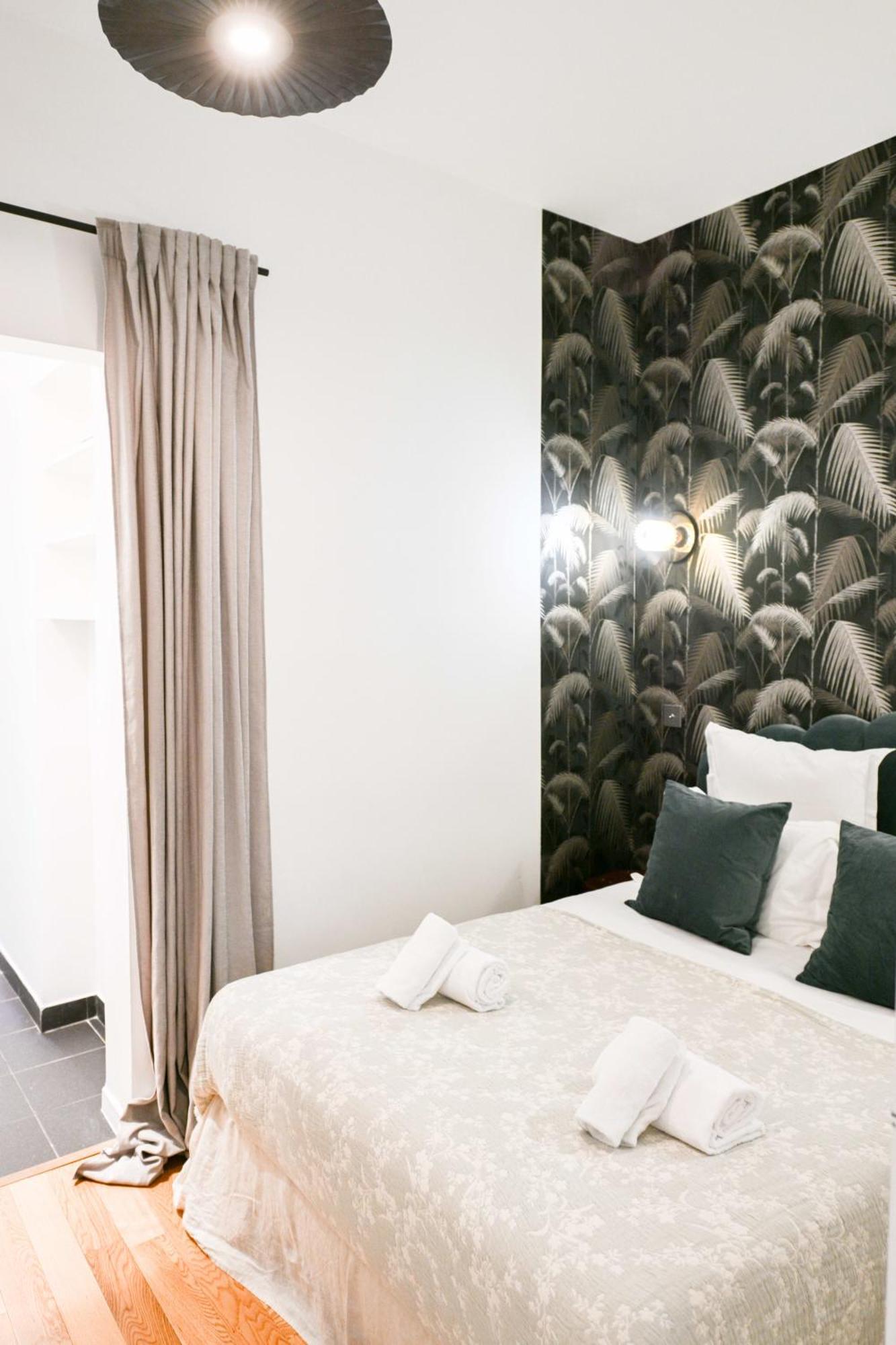 Le Marais Pl De La Bastille 3bd 3bth For 10 Guests