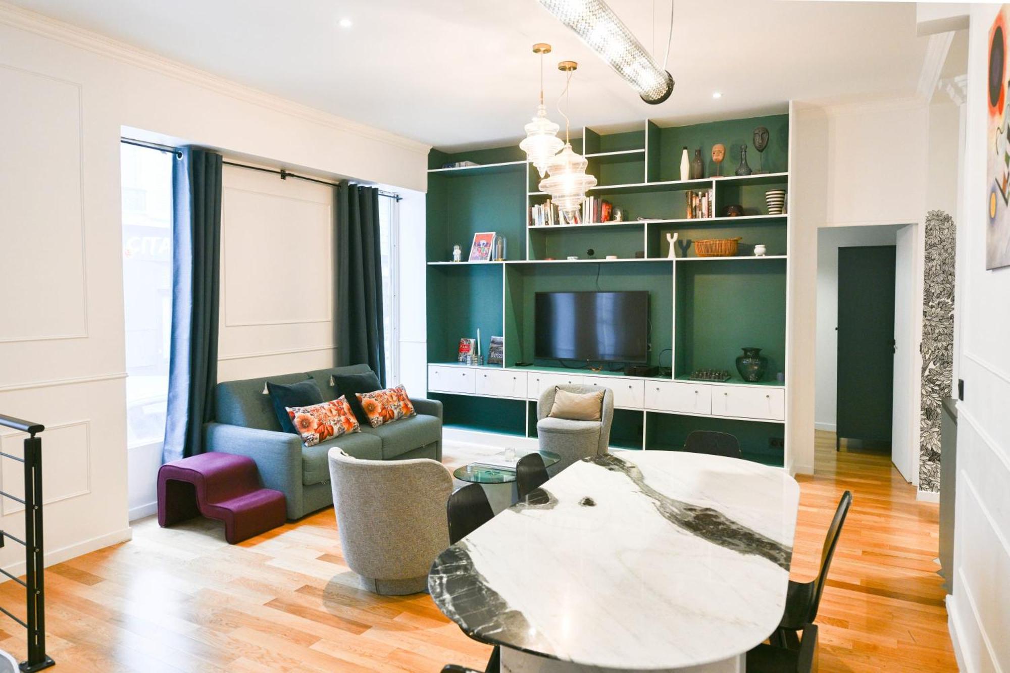 Le Marais Pl De La Bastille 3bd 3bth For 10 Guests Apartment *